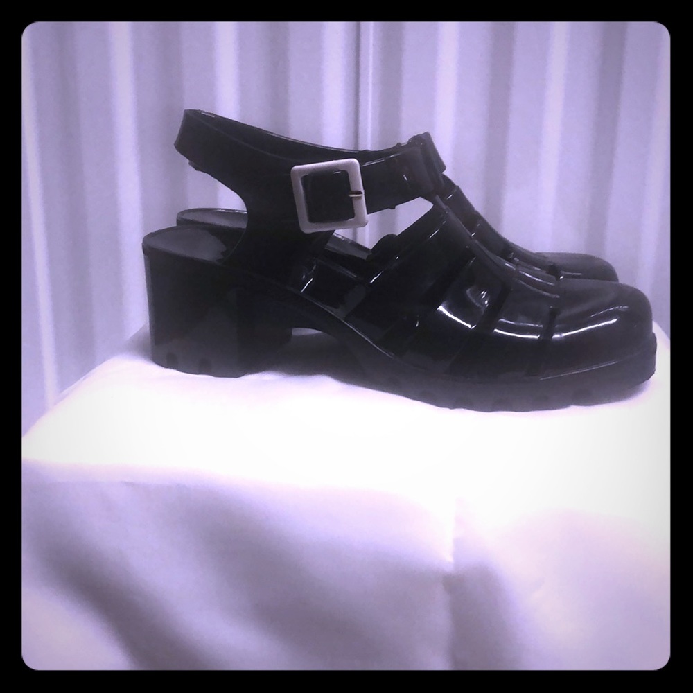 Jelly bean black heeled sandal